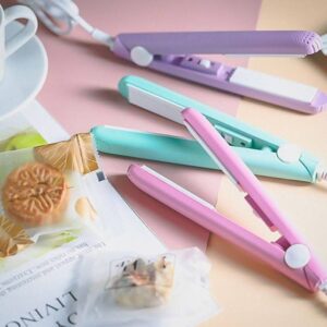 Mini portable hair straightener with ceramic plates pastel colors Sri Lanka